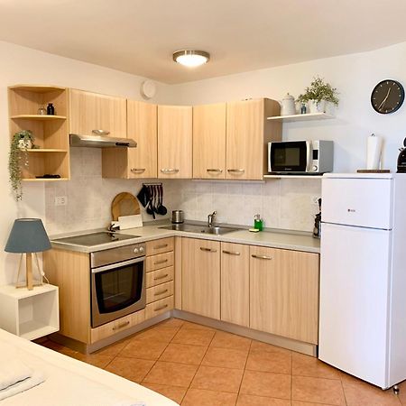 בובק Apartment Bc מראה חיצוני תמונה