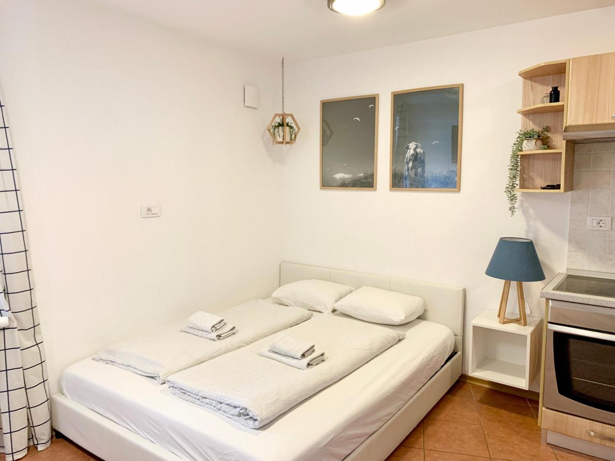 בובק Apartment Bc מראה חיצוני תמונה
